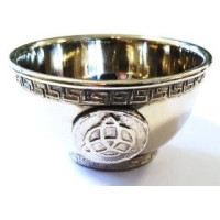 {
  "name": "triquetra nickel mug – 7.5cm"
}