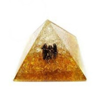 pirâmide orgonite citrino e quartzo – 4 x 4