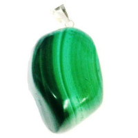 {
  "text": "malachite – pendant"
}
