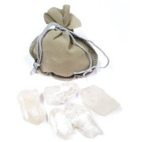 {
  "text": "small quartz points – bag 50-60gr"
}
