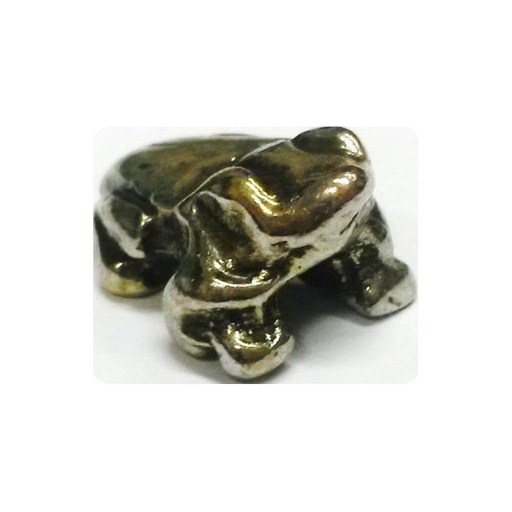 {
  "name": "kaeru – sapinho da sorte (mini)"
}