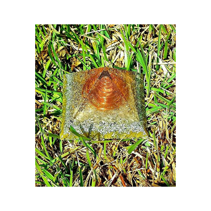 {
  "name": "Golden Orgone Pyramid - M"
}