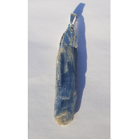 {
  "text": "Pendant - Cianite"
}