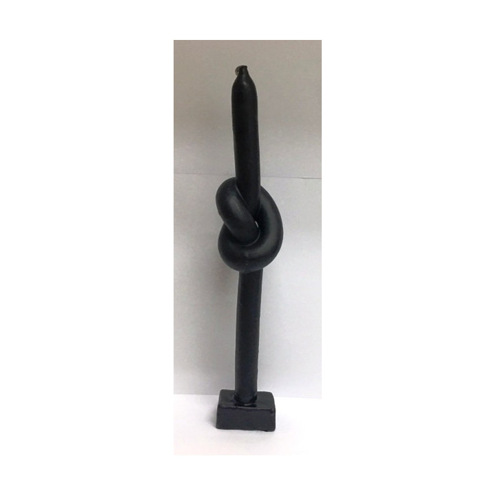 {
  "product_name": "Black Knot Candle"
}
