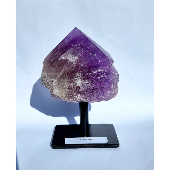 {
  "name": "Amethyst Point - Metal Base 13CM (A)"
}