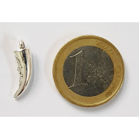 {
  "name": "Amulet - Horn with Indian Print"
}