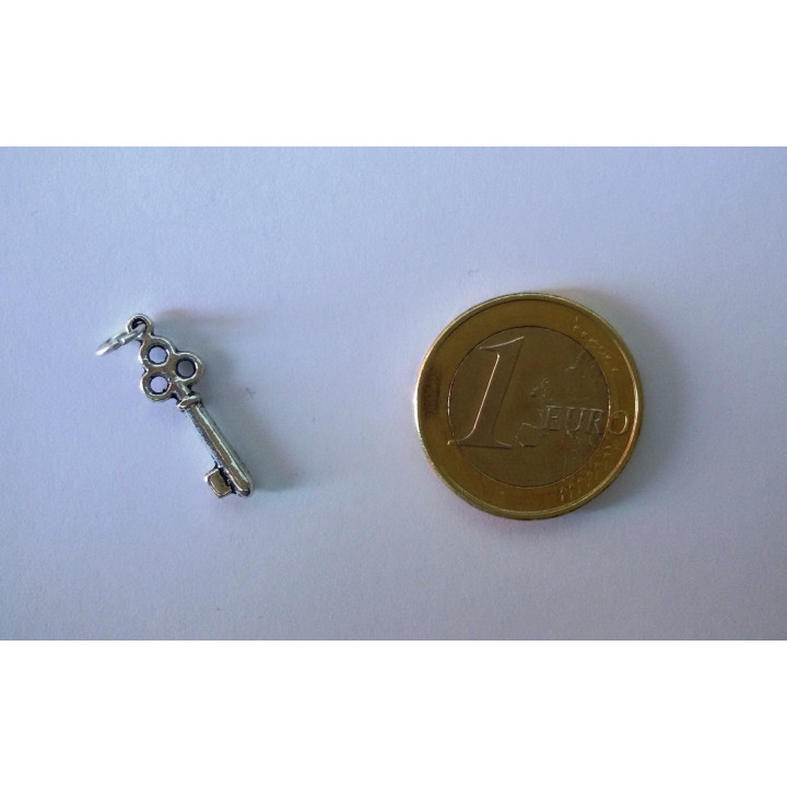 {
  "name": "Amulet - Key Opens Paths"
}