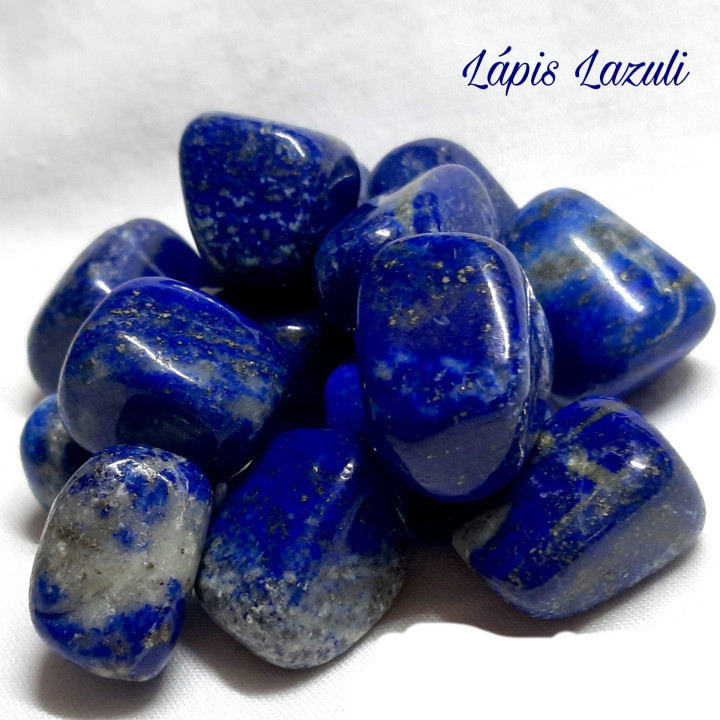 {
  "text": "lapis lazuli (natural) – medium"
}