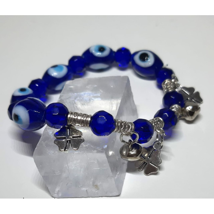 {
  "text": "Turkish Eye Bracelet - 3 Shamrocks"
}